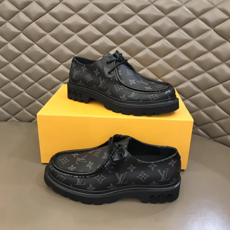 Louis Vuitton Shoe 